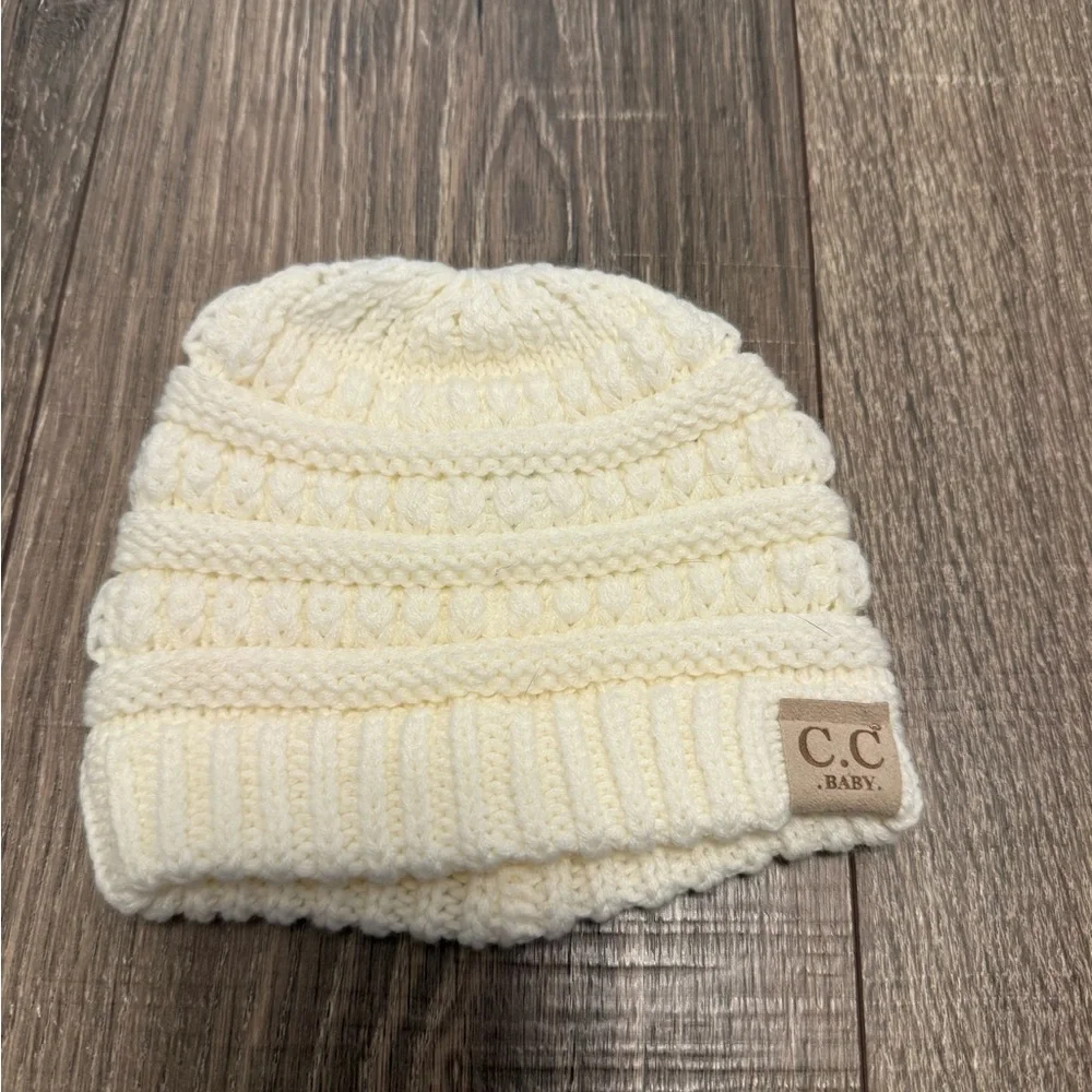 C.C. Beanies BABY White Knit Hat Size 0-6 Months